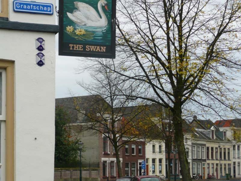 De Zilveren Karper IJsselmuiden Exterior foto