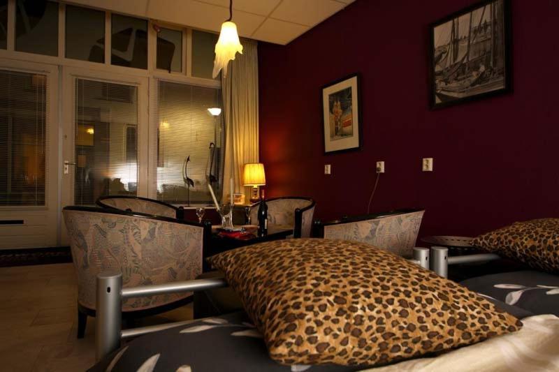 De Zilveren Karper IJsselmuiden Zimmer foto